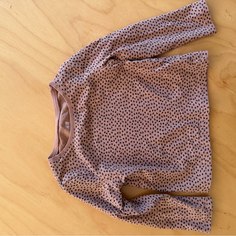H&M Dusty Mauve Long Sleeve Tee with Black Heart Print